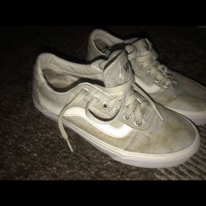 Off the wall vans (grey with colorful speckles)